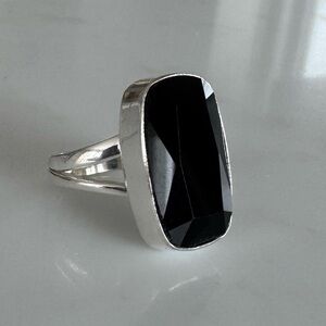 NWOT Sundance Resting Dark, Black Onyx, Sterling Silver